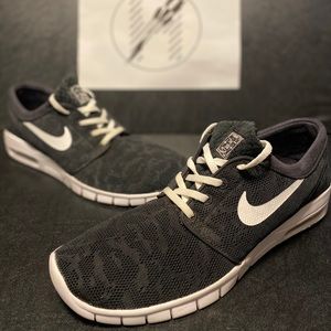 Nike sb Stefan Janoski Max size 13black/white/camo